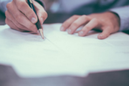 9 file papers  for QMC polls