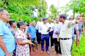 94-year-old Loutolim farmer refuses to walk into the sunset without protecting village lands against the new Borim bridge