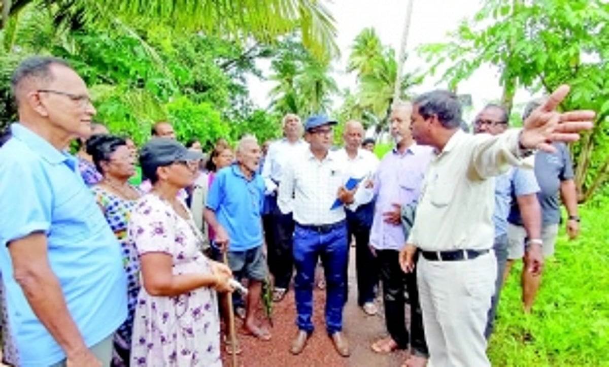 94-year-old Loutolim farmer refuses to walk into the sunset without protecting village lands against the new Borim bridge