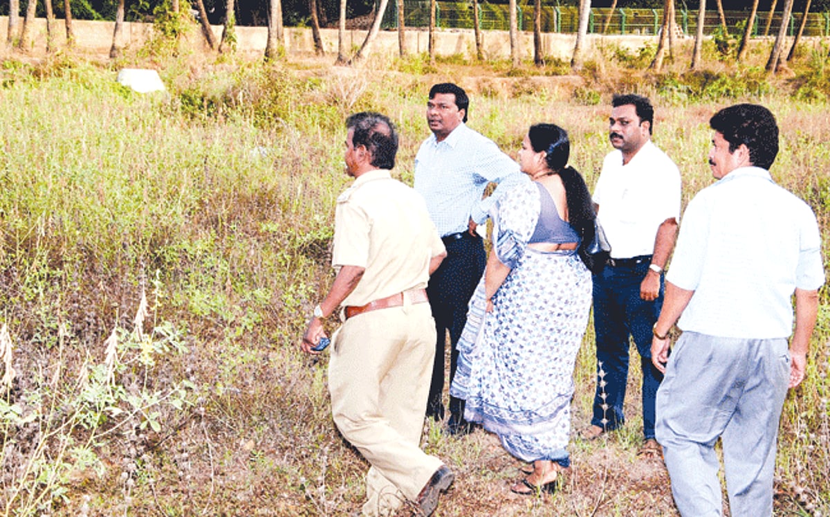A MMC team inspecting the land acquired for the non-conventional energy park to shift furniture stalls during the feast fair from May 19