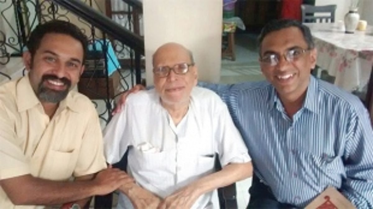 A MONTHLY TREAT FOR PORTUGUESE LISTENERS