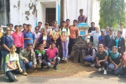 A TRIBUTE TO DIVAR