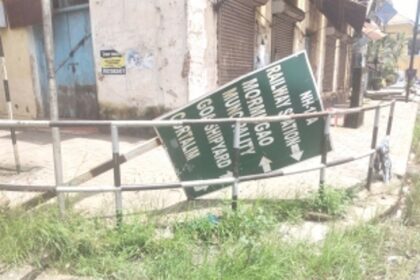 A fallen signboard in  Vasco needs attention
