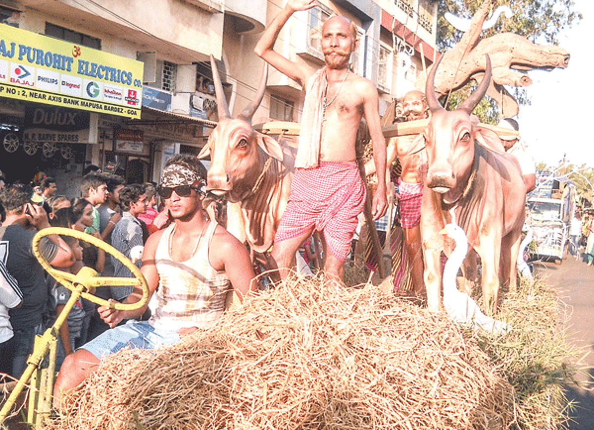 A float at the Mapusa carnival parade.