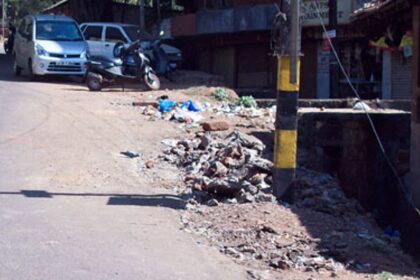 A garbage collection point in Ponda.