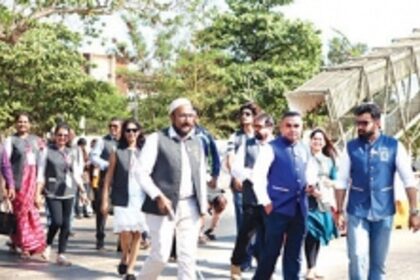 A last Roar; Go Vote!