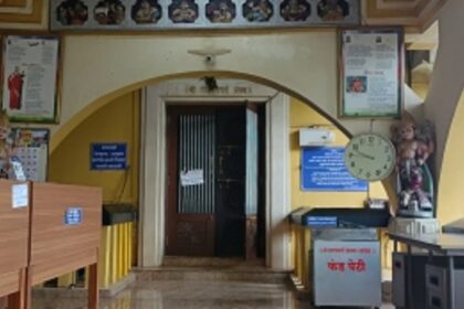 A major theft at Mahaganapati temple at Khandola; thieves throw cash and run