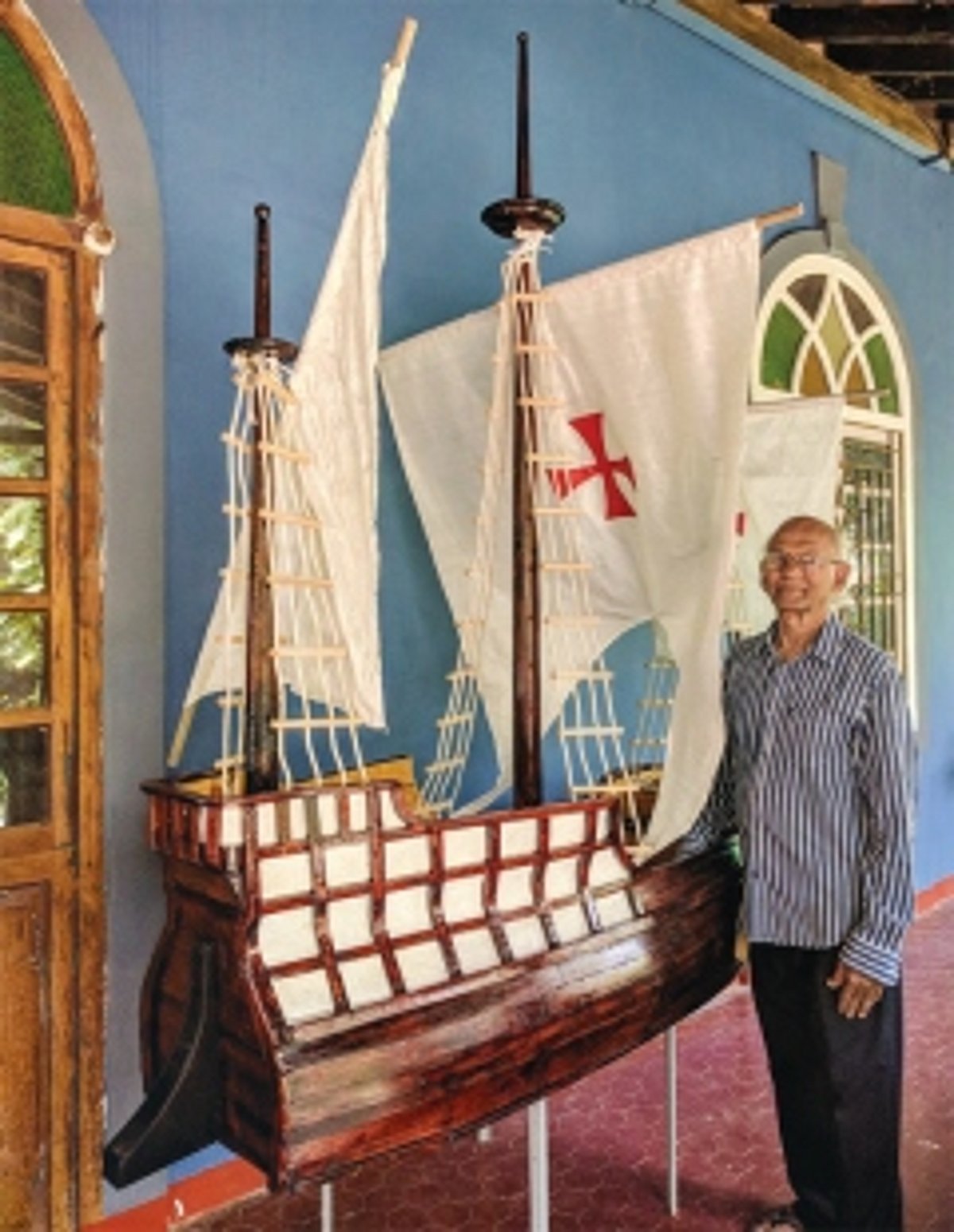 A miniature construction that traverses time