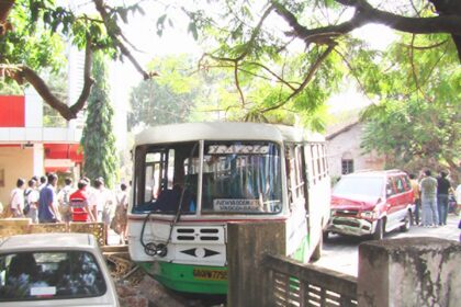 A passenger bus rammed into the compound wall near Bismark Hotel, Vasco.