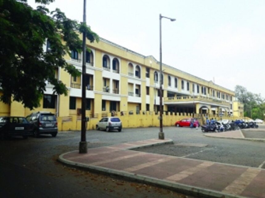 A stinking welcome to North District Hospital