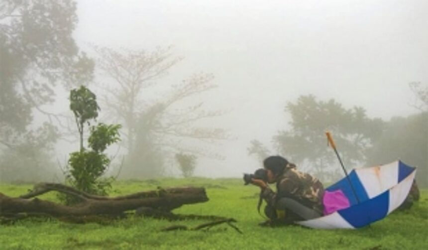 A storyteller with a camera