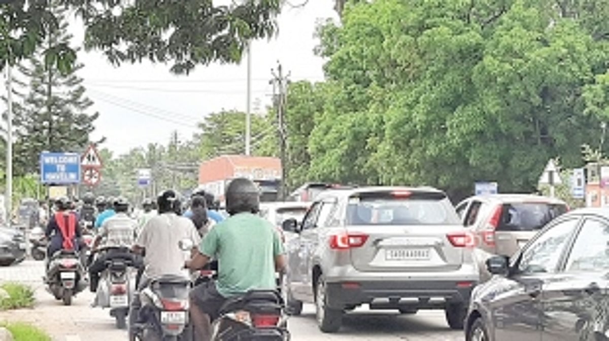 A tale of traffic woes at Navelim junction
