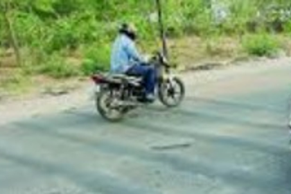 AAP Curtorim Demands Action on Hazardous Speed Breakers in Arlem, Raia Following Tragic Incident
