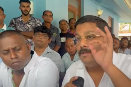 AAP MLAs Back Protesting Taxi Operators, Demand Rollback of Aggregator Taxi Rules