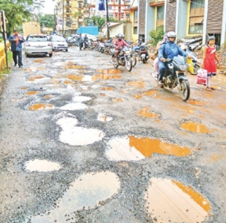 AAP alleges corruption in Rs 15 cr road repair works