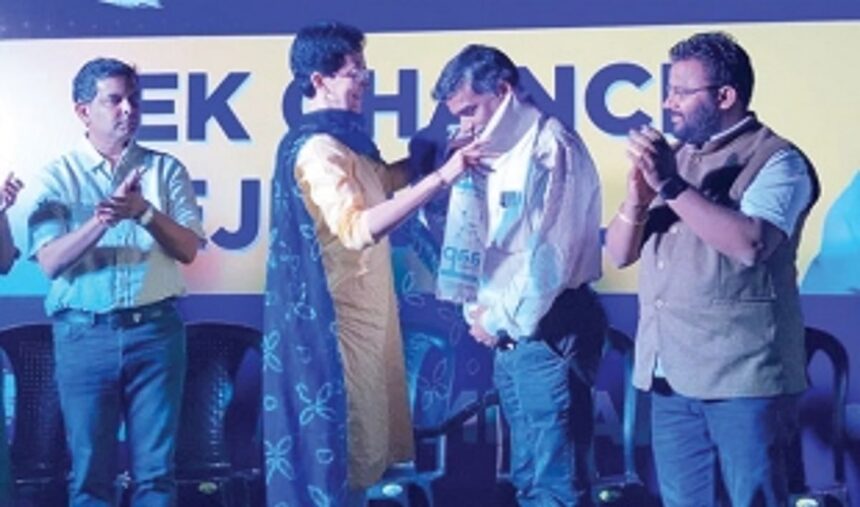 AAP gains momentum as St Andre  ex-BJP leader Wagh joins party