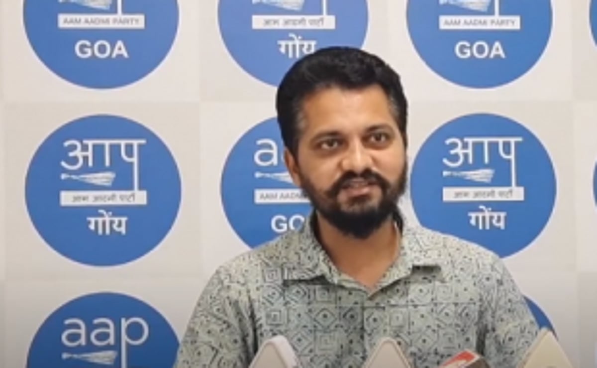 AAP poses 5 questions to CM, asks to give answers