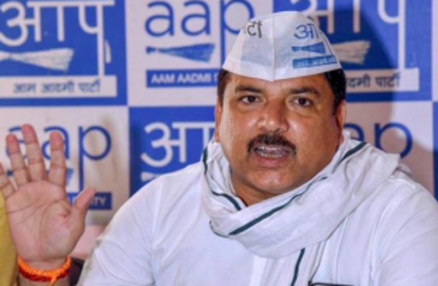 AAP raises mining resumption  issue in Rajya Sabha