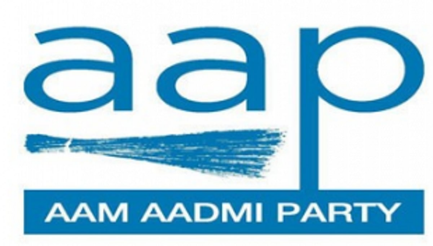 AAP slams govt for asking elderly to get passes online 1 AAP slams govt for asking elderly to get passes online