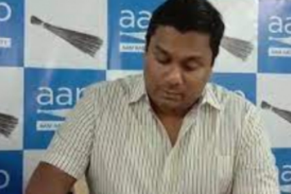 AAP urges govt to declare  seafarers as frontline workers