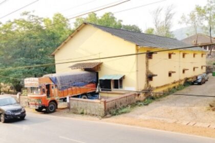 AC sheets roofing of Civil Supplies godowns posing a health hazard