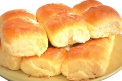 AGAB sells pao at Rs 5 a loaf