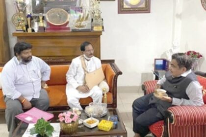 AGPBOA chief with MP meet Gadkari, put forth demands