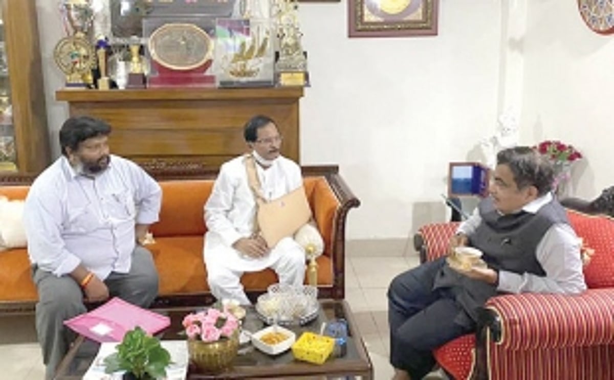 AGPBOA chief with MP meet Gadkari, put forth demands