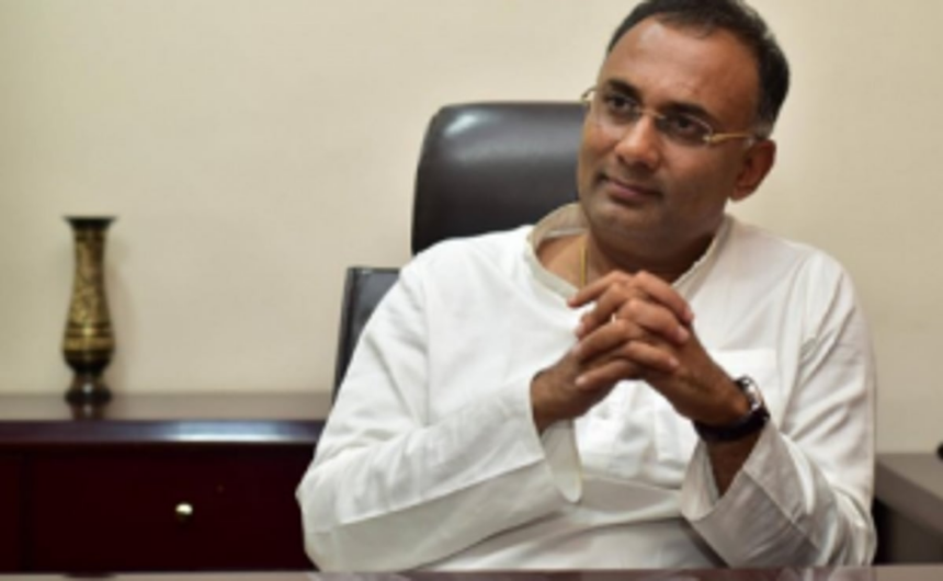 AICC leader accuses BJP   for tarnishing   Nehru images