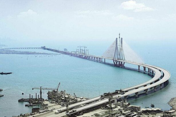 AN ENGINEERING MARVEL: The sweeping, 5.6-kilometre Bandra-Worli Sea Link that was inaugurated by Sonia Gandhi on Tuesday.