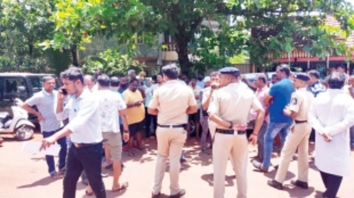 ANJUNA ON THE BOIL: Locals stop GCZMA team from surveying CRZ