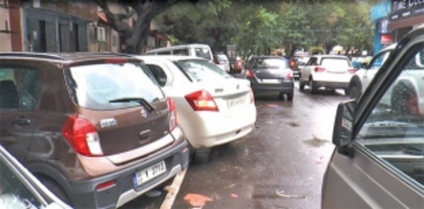 ARE PONJEKARS UP FOR PAY PARKING? 1 ARE PONJEKARS UP FOR PAY PARKING?