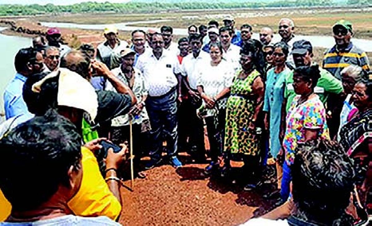 AT CROSSROADS: Loutolim, Borim ryots a nervous lot, hope for NGT relief