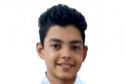 Aakash hails successful students at JEE