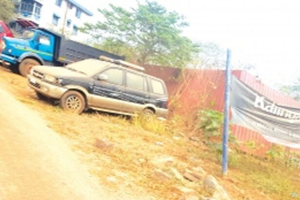 Abandoned, broken-down vehicles remain an eyesore on Margao roads