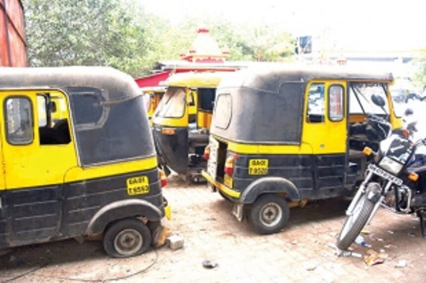 Abandoned vehicles continue to be eyesore at Panjim bus stand