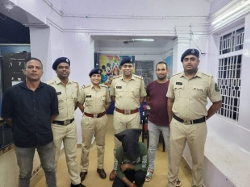 Accused nabbed at Dolphin Circle, Naikawado, Calangute with drugs