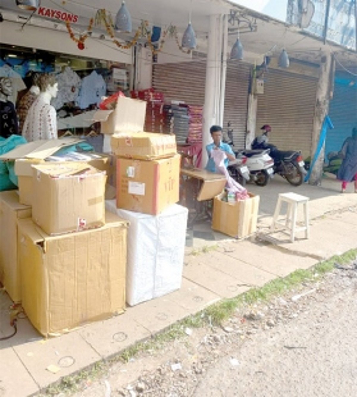 Action demanded on footpath  encroachments at Margao