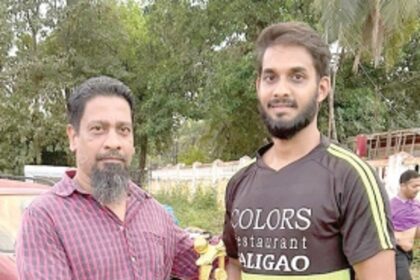 Adarsh Yuvak Sangh enter semis