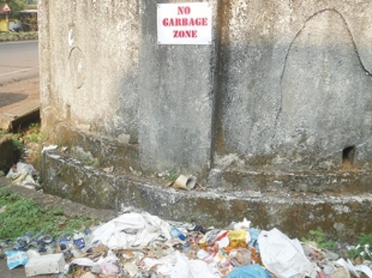 Adequate number of dust bins required in Vasco