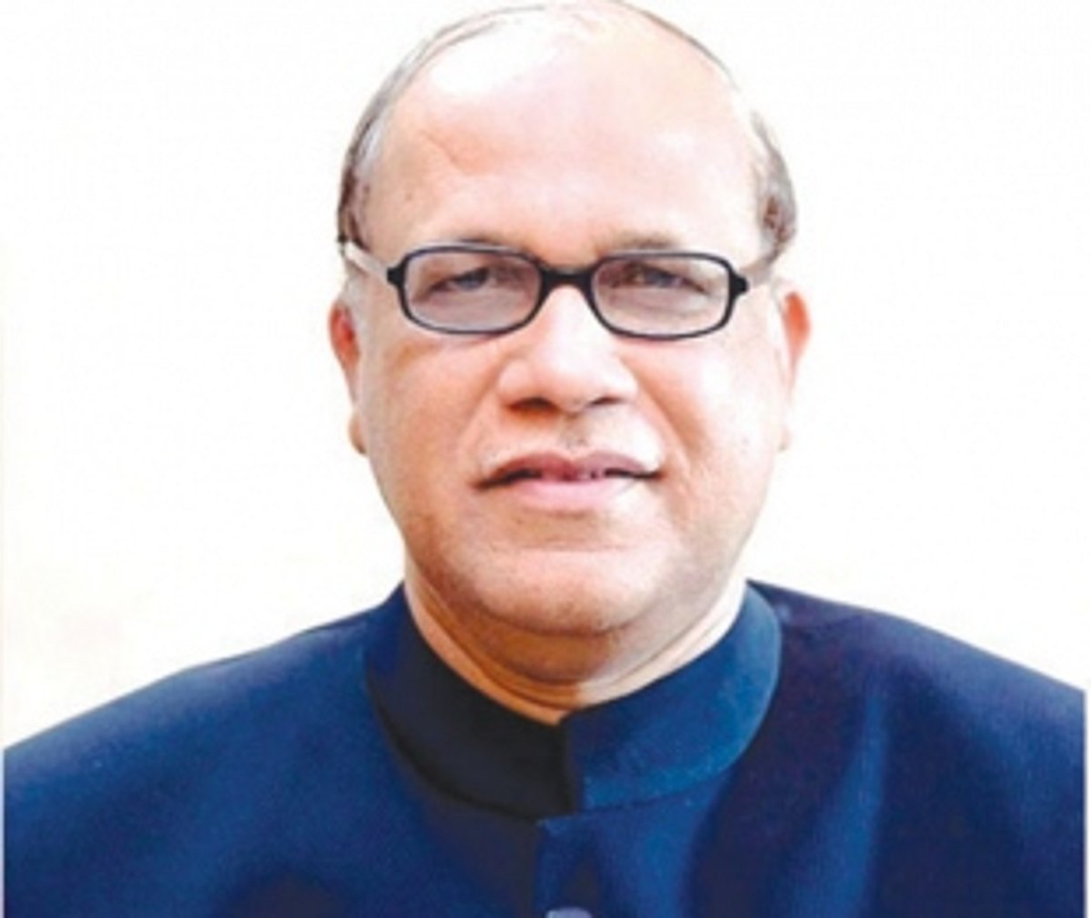 After CM refuses, Oppn meets Guv seeking curtailment of Assembly session