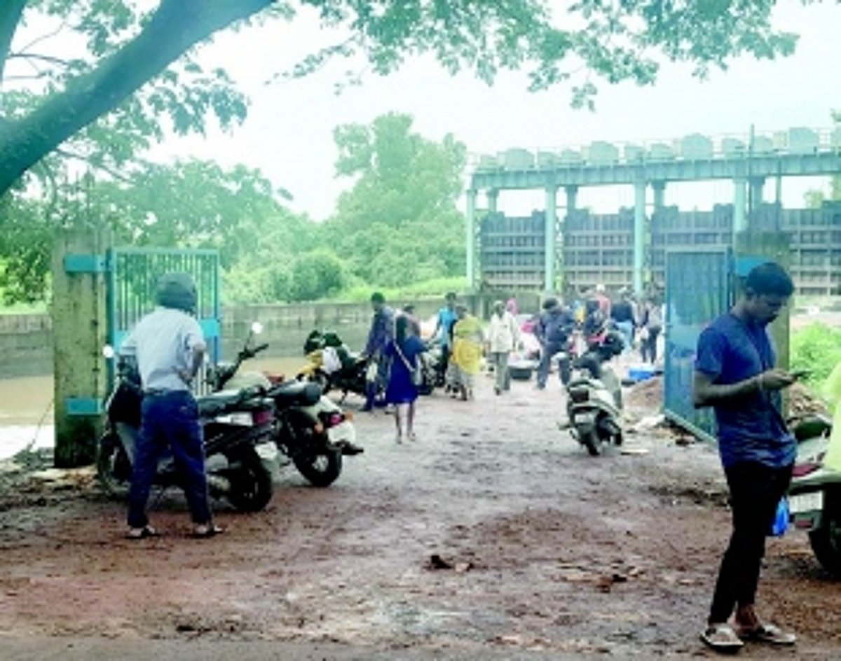 After O Heraldo exposure, illegal mini-wholesale fish market disappears from Seraulim bandh