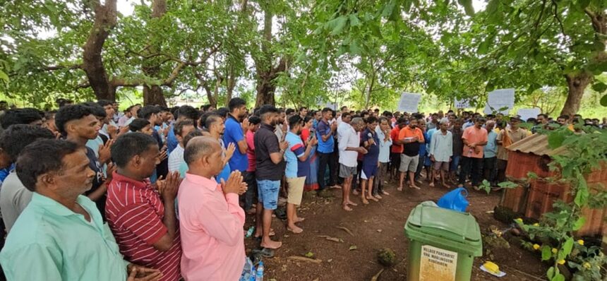 After a morcha, praying to village deity, Mayem MLA assures to scrap Kudchirem waste project