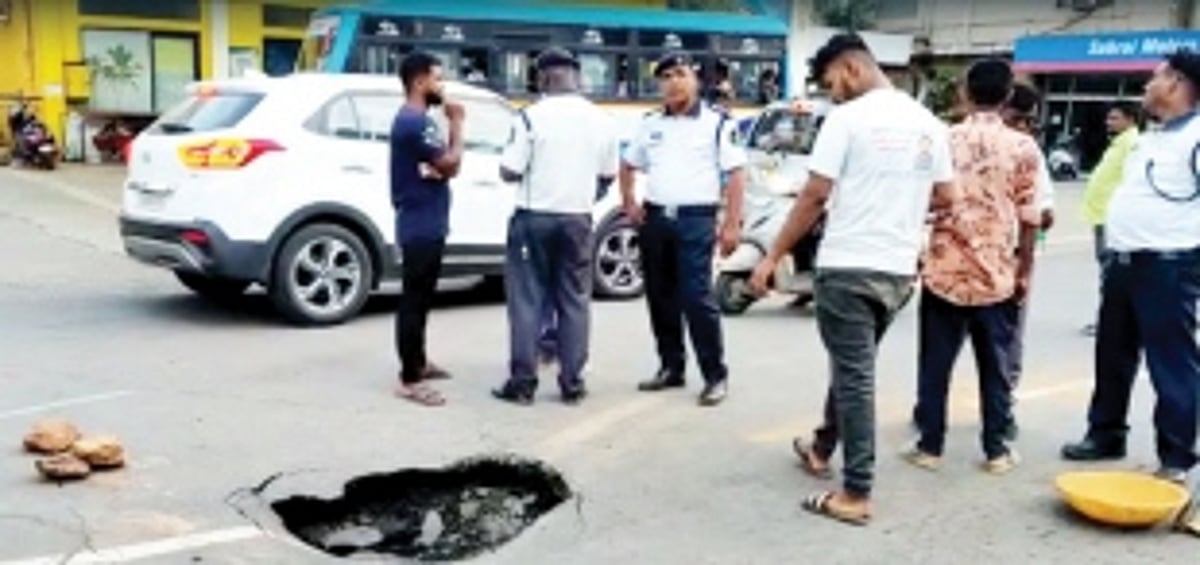 After creating a blackout in Vasco, Adani Gas road digging work hits water supply, lets road cave in