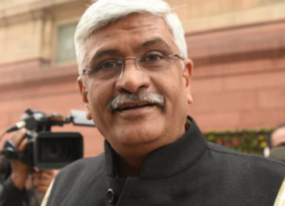 After criticism, CM meets  Union Min on Mhadei