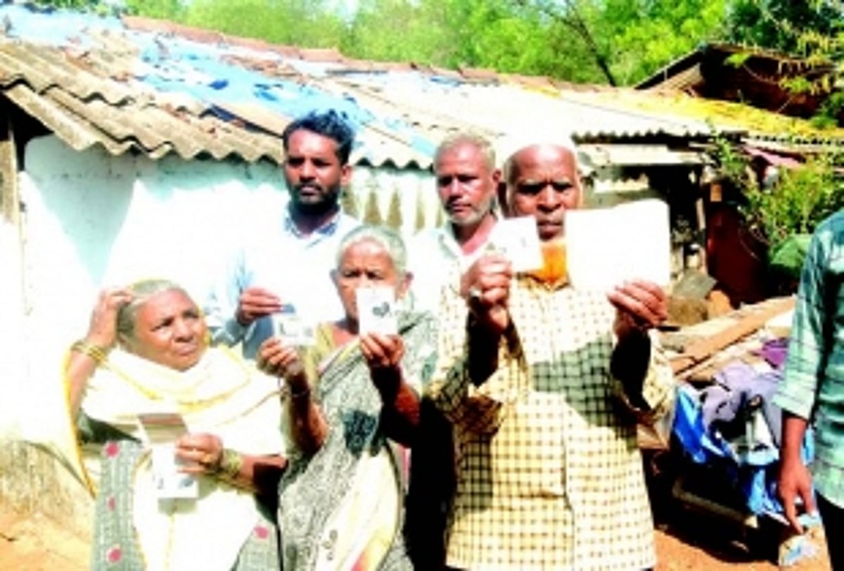 After decades in squalor, slum dwellers at Bandora urge govt for basic amenities