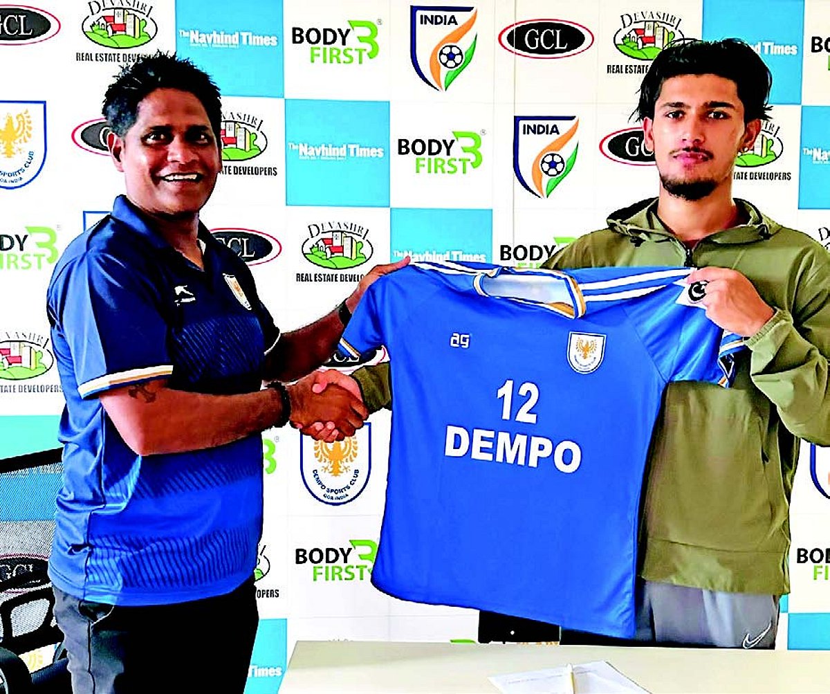 After playing for British youth clubs, Navelim’s Peter joins Dempo SC as midfielder