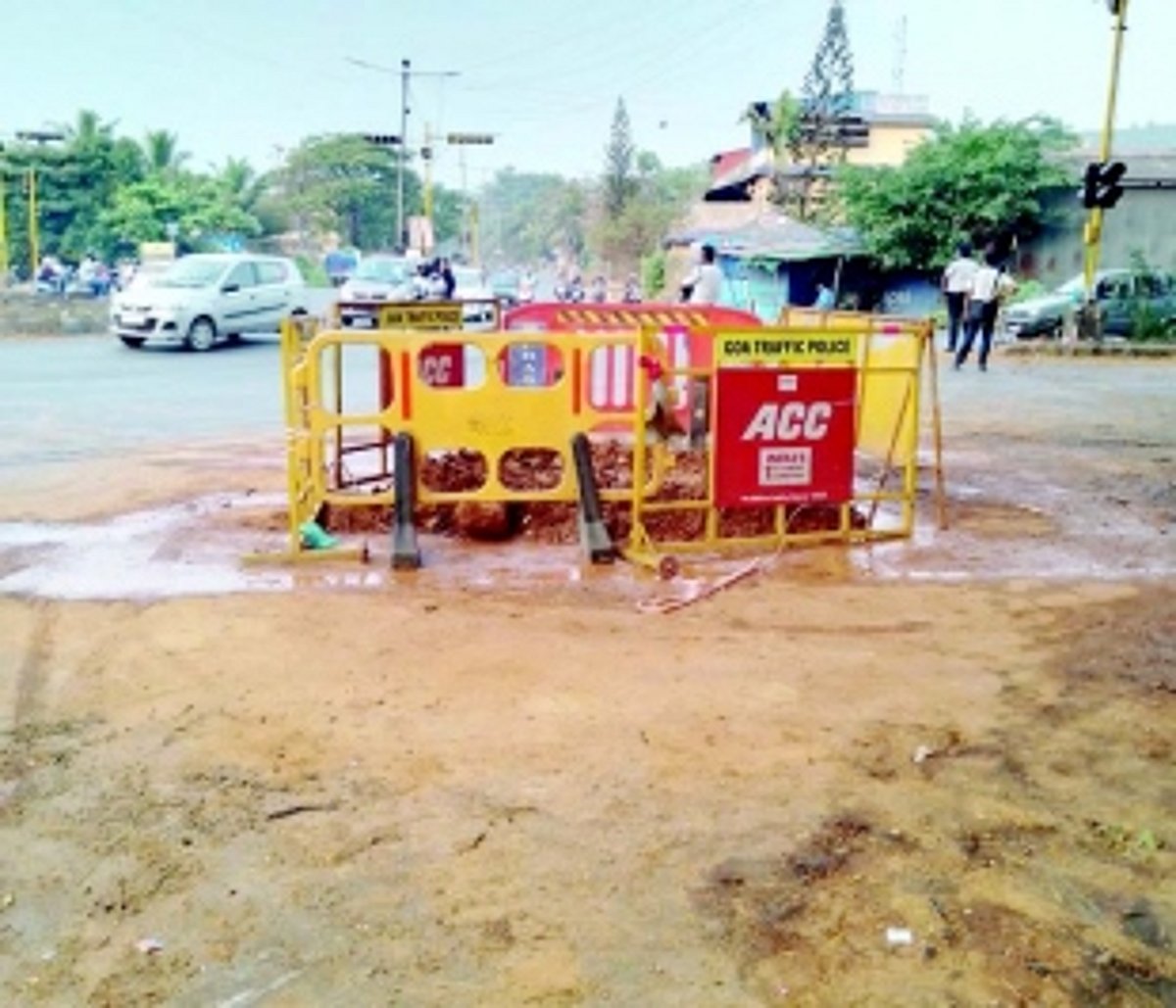 After public outcry, authorities expedite work on gas pipe pit on Arlem Bypass