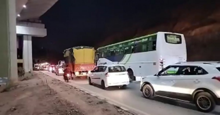 Agassaim Police say opening of the new Zuari Bridge is the only solution, deny haphazard parking the cause