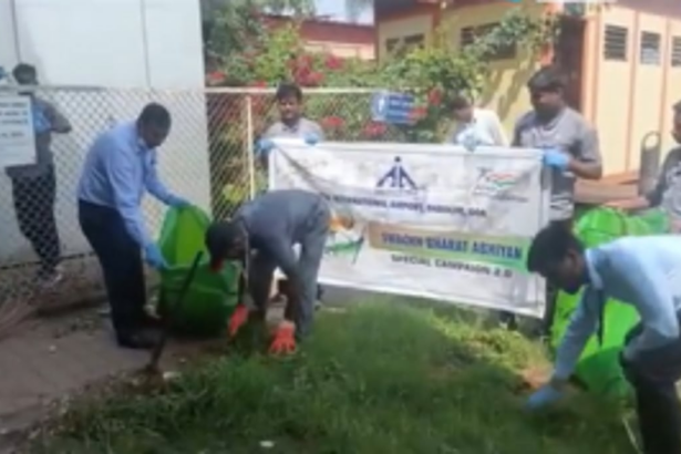 Airports Authority Staff at Dabolim undertake cleanliness drive as part of Swacch Bharat 2.0
